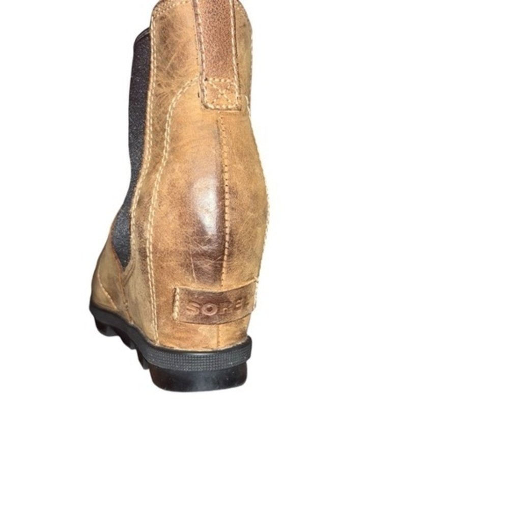 SOREL Joan of Arctic Wedge I|
Chelsea Boot size 6